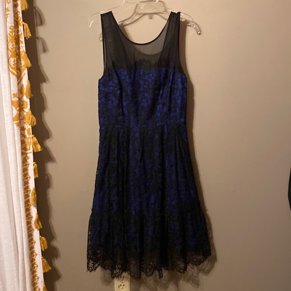 Anthropologie moulinette soeurs size 4 festive